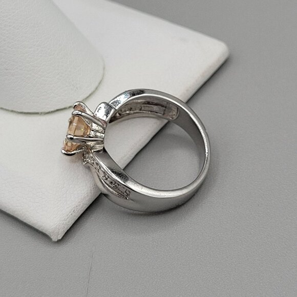 Silver Tone Citrine Cocktail Ring Studded Side Accents Size 6 3/4 - Picture 6 of 8
